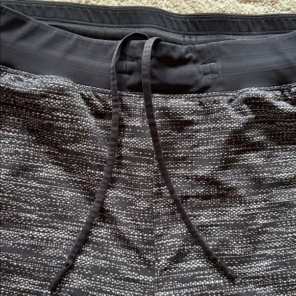 Lululemon T.H.E. Short *Linerless 9” All Court Texture White Black - Picture 7 of 15